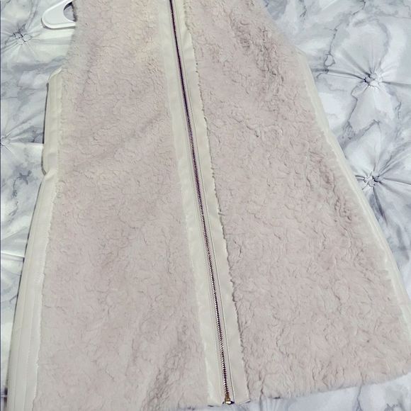 wool Gilet from MARC NEW YORK - Picture 4 of 8